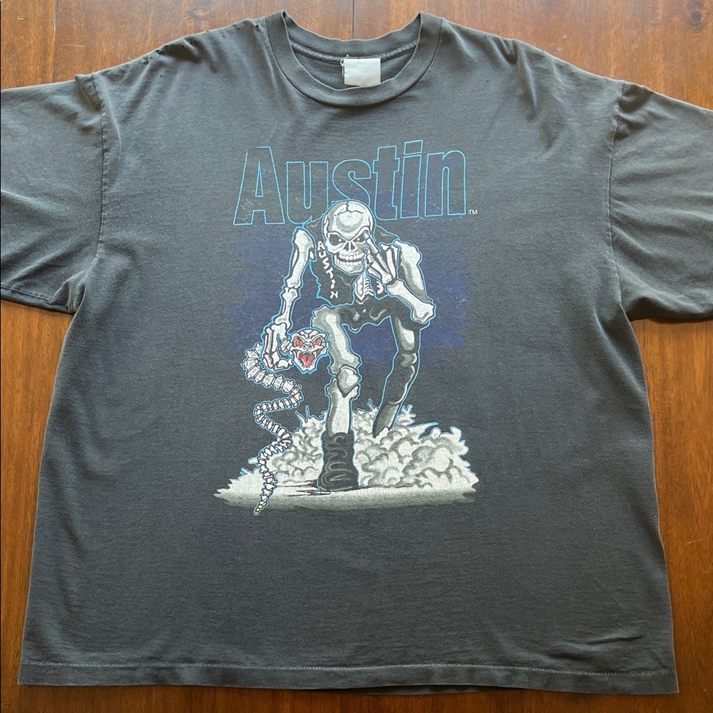 VTG 90’s WWE Stone Cold Steve Austin "Bad to the Bonz” Size XL